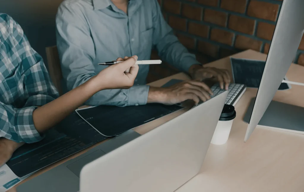 Umowa wdrożeniowa IT - na co zwrócić uwagę